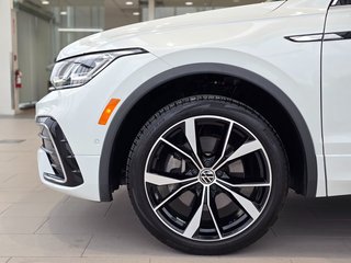 Volkswagen Tiguan Highline R-Line | NAVIGATION | CUIR | DÉMAREUR +++ 2023 à Laval, Québec - 4 - w320h240px