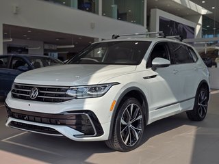 Volkswagen Tiguan Highline R-Line | NAVIGATION | CUIR | DÉMAREUR +++ 2023 à Laval, Québec - 4 - w320h240px