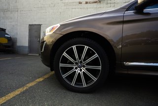 2017 Volvo XC60 T6 Drive-E Premier