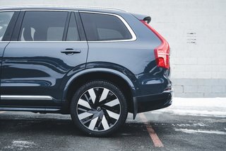 2024 Volvo XC90 Recharge T8 eAWD PHEV Ultimate Bright Theme 7-Seater 4 Cylinder Engine All Wheel Drive