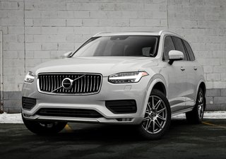 2022 Volvo XC90 Momentum
