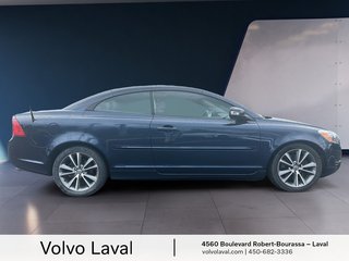 Volvo C70 T5 Premier Plus 2013 à Laval, Québec - 2 - w320h240px