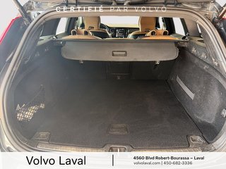 2020 Volvo V60 Cross Country in Laval, Quebec - 5 - w320h240px