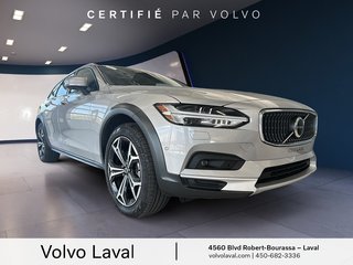 Volvo V90 Cross Country Plus Moteur à 4 cylindres 2.0l 4 roues motrices 2023