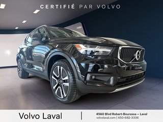 Volvo XC40 Momentum 2021 à Laval, Québec - 3 - w320h240px