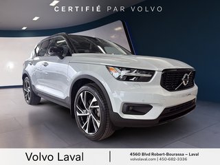 Volvo XC40 R-Design 2022 à Brossard, Québec - 3 - w320h240px