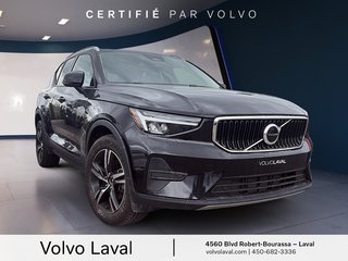 2023 Volvo XC40 Core in Laval, Quebec - 2 - w320h240px