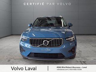 Volvo XC40 Ultimate Bright Theme 2023 à Laval, Québec - 2 - w320h240px