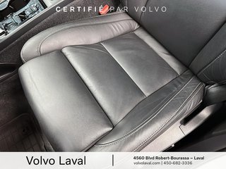 2024 Volvo XC40 Ultimate Dark Theme in Brossard, Quebec - 6 - w320h240px