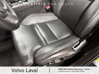 Volvo XC60 Ultimate Dark Theme 2023 à Laval, Québec - 5 - w320h240px