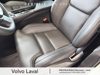 Volvo XC90 Ultra Bright Theme 2025 à Laval, Québec - 6 - w320h240px