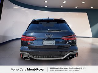 Audi RS 6 Avant  Moteur à 8 cylindres 4.0L 4 roues motrices 2021