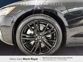 Volvo S60 Plug-In Hybrid Ultra Black Edition T8 2025 à Brossard, Québec - 6 - w320h240px