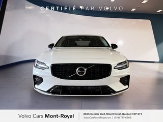 Volvo S60 Plus Dark Theme Moteur à 4 cylindres 2.0l 4 roues motrices 2024