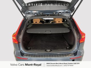 Volvo V60 Cross Country  2021 à Laval, Québec - 5 - w320h240px