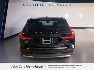 Volvo V60 Cross Country Plus Moteur à 4 cylindres 2.0l 4 roues motrices 2024