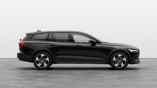 2025 Volvo V60 Cross Country PLUS in Laval, Quebec - 5 - w320h240px