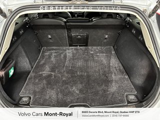 Volvo V60 Cross Country Core 2025 à Brossard, Québec - 5 - w320h240px