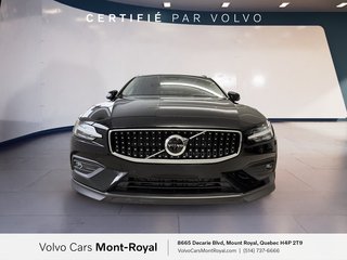 Volvo V60 Cross Country Core 2025 à Brossard, Québec - 2 - w320h240px