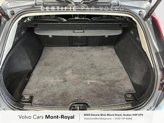 2021 Volvo V60 Momentum in Laval, Quebec - 5 - w320h240px