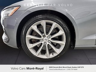 2021 Volvo V60 Momentum in Laval, Quebec - 6 - w320h240px