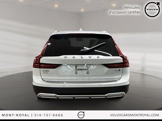 Volvo V90 Cross Country Plus B6 Moteur à 4 cylindres 2.0l 4 roues motrices 2023