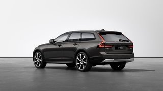2026 Volvo V90 ULTRA in Laval, Quebec - 2 - w320h240px