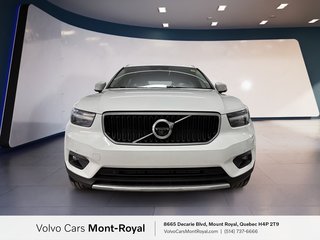 Volvo XC40 Momentum 2019 à Laval, Québec - 2 - w320h240px