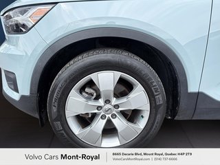 Volvo XC40 Momentum 2019 à Laval, Québec - 5 - w320h240px