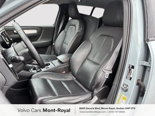 Volvo XC40 Momentum 2019 à Laval, Québec - 6 - w320h240px