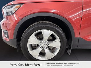 Volvo XC40 Momentum 2021 à Laval, Québec - 6 - w320h240px