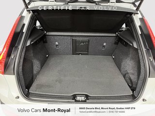 Volvo XC40 R-Design T5 2022 à Laval, Québec - 5 - w320h240px