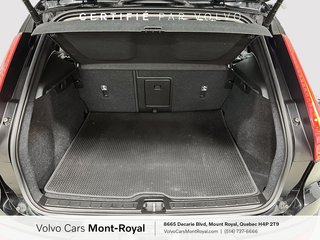 Volvo XC40 Momentum 2022 à Laval, Québec - 5 - w320h240px