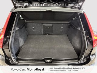 Volvo XC40 Momentum 2022 à Laval, Québec - 5 - w320h240px