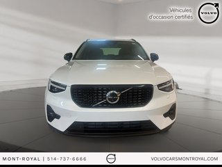 2023 Volvo XC40 Ultimate Dark Theme B5 4 Cylinder Engine 2.0L All Wheel Drive