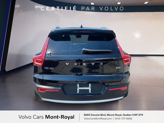 Volvo XC40 Ultimate Bright Theme Moteur à 4 cylindres 2.0l 4 roues motrices 2024