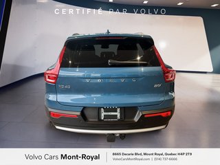 2024 Volvo XC40 Ultimate Bright Theme 4 Cylinder Engine 2.0L All Wheel Drive