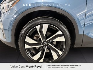 Volvo XC40 Plus Dark Theme 2024 à Laval, Québec - 6 - w320h240px