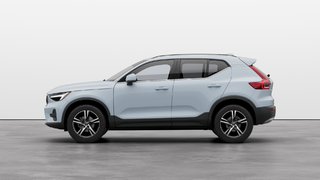 Volvo XC40 CORE VERSION LUSTRÉE 2025 à Laval, Québec - 6 - w320h240px