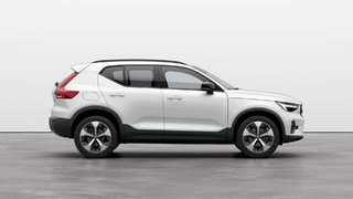2025 Volvo XC40 PLUS VERSION FONCÉE in Laval, Quebec - 5 - w320h240px