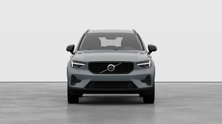 Volvo XC40 CORE DARK THEME 2026 à Laval, Québec - 5 - w320h240px