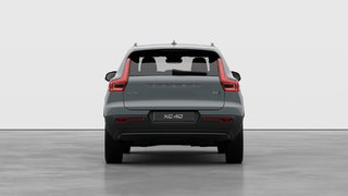 Volvo XC40 CORE DARK THEME 2026 à Laval, Québec - 6 - w320h240px