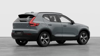 2026 Volvo XC40 PLUS DARK THEME in Brossard, Quebec - 4 - w320h240px