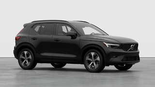 2026 Volvo XC40 PLUS DARK THEME in Brossard, Quebec - 3 - w320h240px