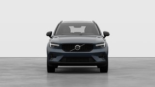 Volvo XC40 PLUS DARK THEME 2026 à Laval, Québec - 5 - w320h240px