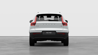 2026 Volvo XC40 PLUS DARK THEME in Laval, Quebec - 6 - w320h240px