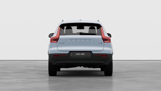 Volvo XC40 PLUS DARK THEME 2026 à Laval, Québec - 6 - w320h240px