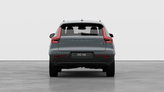 2026 Volvo XC40 PLUS DARK THEME in Laval, Quebec - 6 - w320h240px