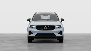 Volvo XC40 PLUS DARK THEME 2026 à Laval, Québec - 5 - w320h240px