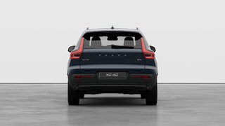 2026 Volvo XC40 CORE DARK THEME in Laval, Quebec - 6 - w320h240px